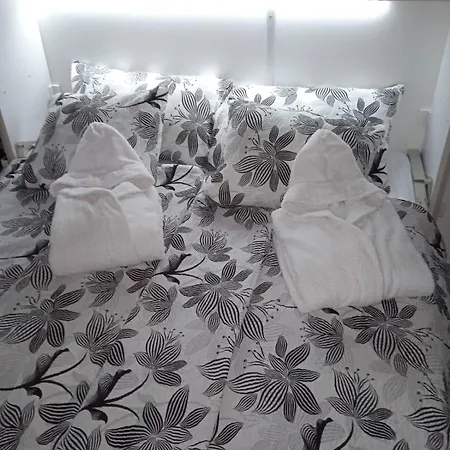 Studio-apartman ,,issa,, *