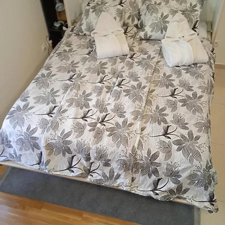 Studio-apartman ,,issa,, Apartment *